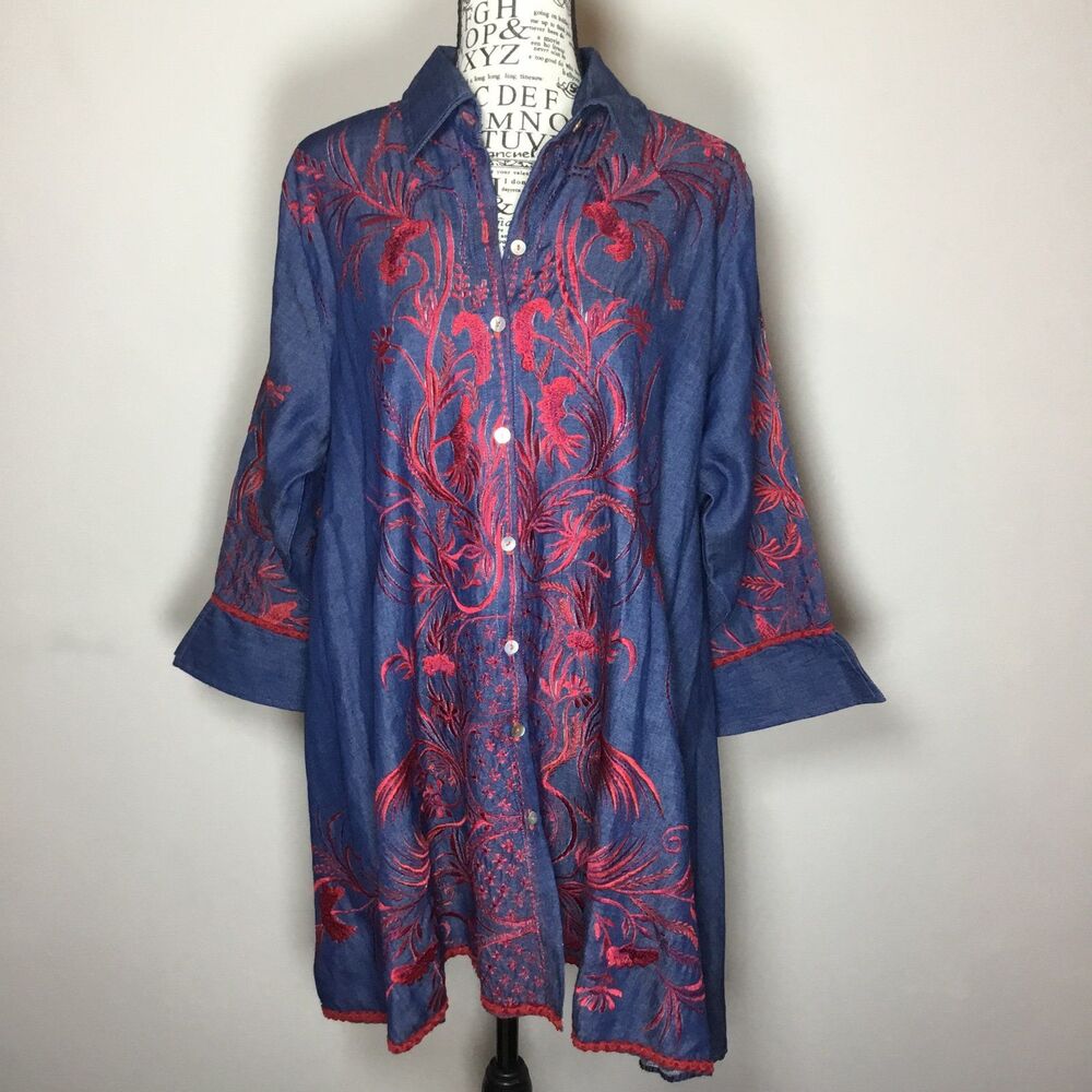 Blue denim red embroidery tunic top floral 100% cotton button down 3/4 sleeve M